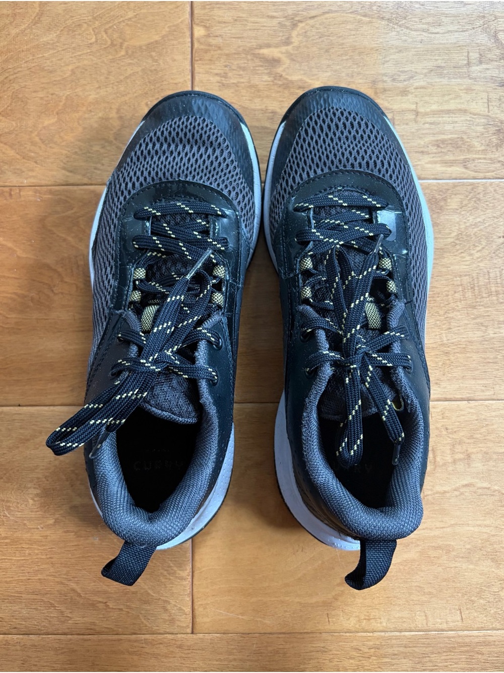 Under Armour boys sneakers